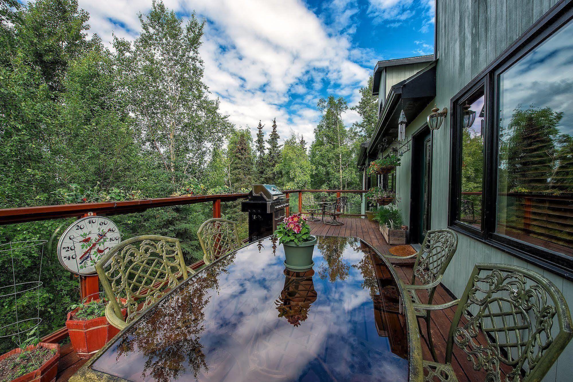 Alaska House Of Jade Bed And Breakfast Anchorage Eksteriør billede